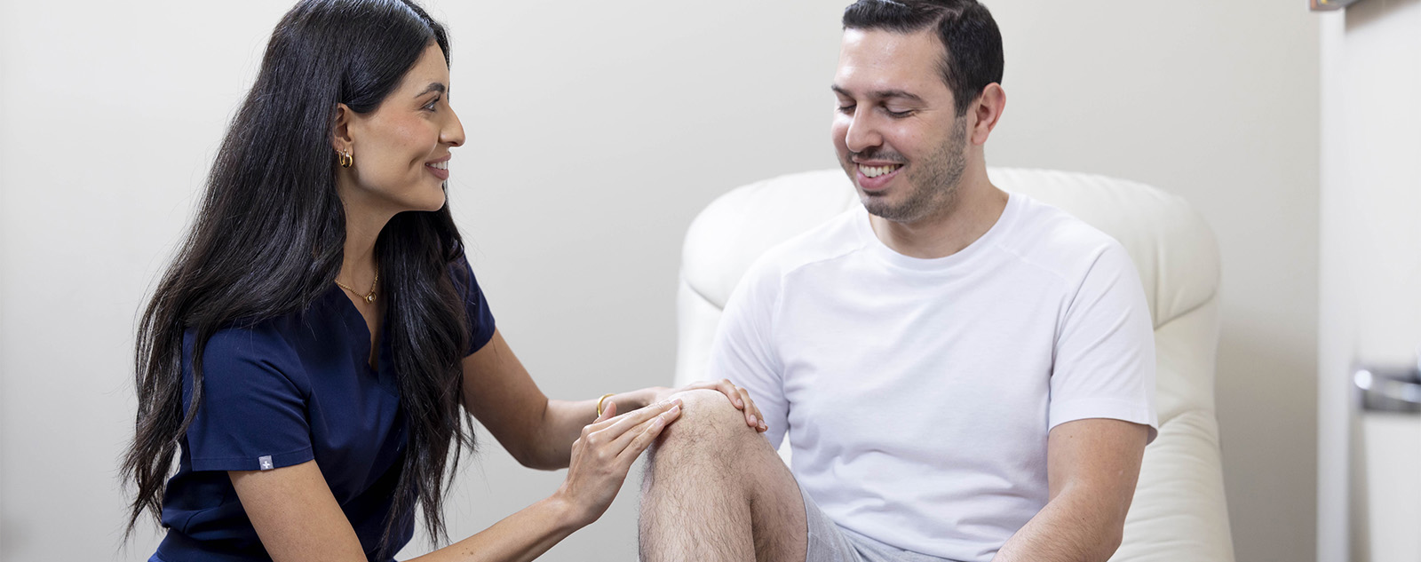 Nurse consulting with a patient