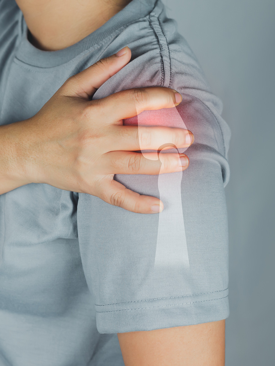 x-ray version of a persons shoulder